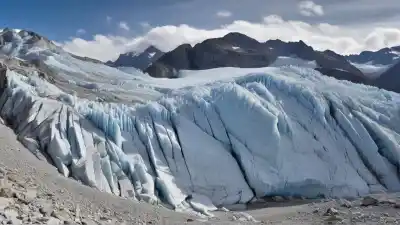 Top 5 de los Glaciares Más Famosos de España que Debes Conocer