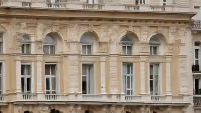 Top 5 de los Hoteles Más Lujosos de Mónaco: Refugios de la Realeza y el Glamour
