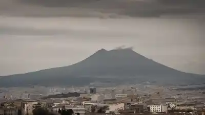 Top 5 de los Lugares Más Peligrosos de Italia: Naturaleza y Historia en Estado Puro