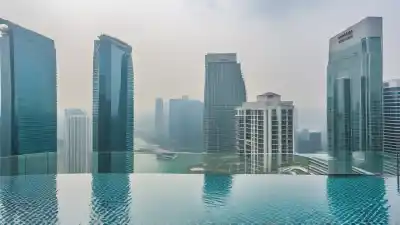 Top 10 de las Piscinas Más Famosas del Mundo: Belleza, Lujo y Arquitectura