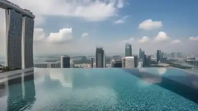 Las 10 Piscinas Más Curiosas del Mundo: Donde Nadar es una Aventura