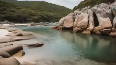 Top 5 Piscinas Naturales de Florianópolis: Descubre las Piscinas del Paraíso