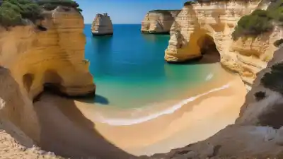 Top 10 de las Playas Más Famosas del Algarve: Belleza de Postal