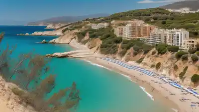 Top 10 de las Playas Más Bonitas de Málaga: Guía Definitiva de la Costa del Sol