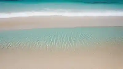 Top 5 de las Playas Más Cristalinas de Andalucía que Parecen de Postal