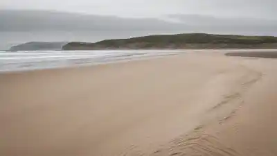 Top 5 de las Playas Más Grandes de Quijano: Descubre su Extensión y Encanto