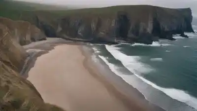 Top 5 de las Playas Más Peligrosas de Asturias: Belleza Salvaje y Riesgo Extremo