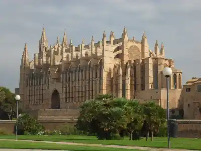 10 Curiosidades de la Catedral de Mallorca
