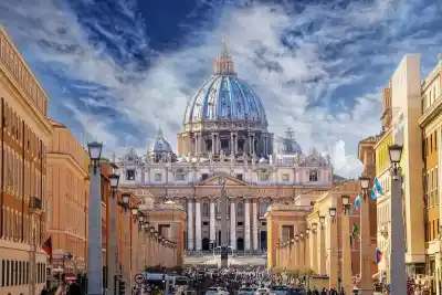 Basílica de San Pedro: Misterios y Curiosidades que Enaltecen su Grandeza