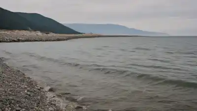 Los 10 Lagos Más Importantes del Mundo: Gigantes de Agua que Definen Continentes