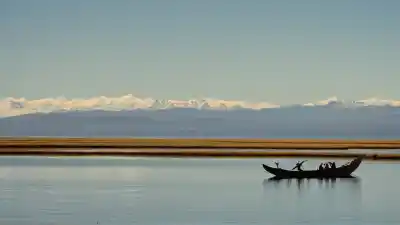 Los 5 Lagos Más Grandes de Bolivia: Gigantes de Agua en el Corazón de Sudamérica