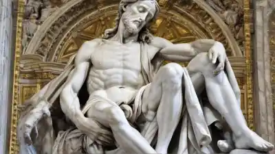 Top 10 de las Esculturas Más Famosas del Vaticano Que Debes Conocer