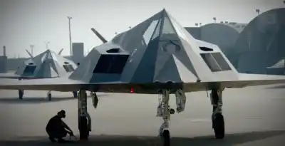 Top 10 Aviones Militares Más Sorprendentes que Han Revolucionado la Historia