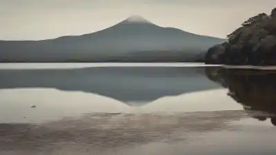 Los 5 Lagos Más Importantes de Michoacán: Belleza, Historia y Vida