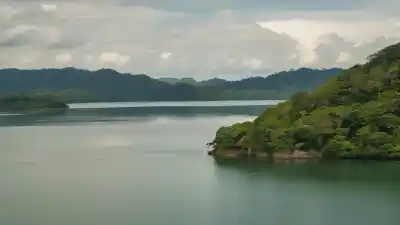 Los 5 Lagos Más Importantes de Panamá: Joyas Acuáticas que Debes Conocer