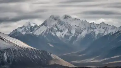 Top 7 de las Montañas Más Altas del Cáucaso que Debes Conocer