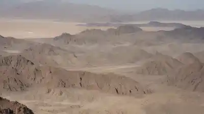 Top 3 de las Montañas Más Antiguas de Emiratos Árabes Unidos que Debes Conocer