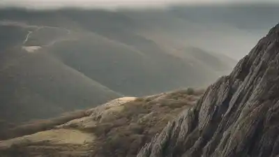 Top 5 de las Montañas Más Altas de Ourense: Descubre las Cumbres de la «Boa Terra»