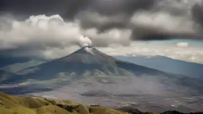 Top 5 de las Montañas Más Importantes de Quito: Gigantes que Custodian la Capital