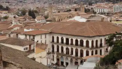 Los 10 Lugares Más Turísticos de Azuay que Debes Visitar