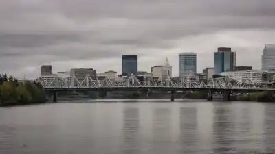 Top 5 de las Ciudades Más Pobladas de Oregon: Descubre los Centros Urbanos del Estado del Castor