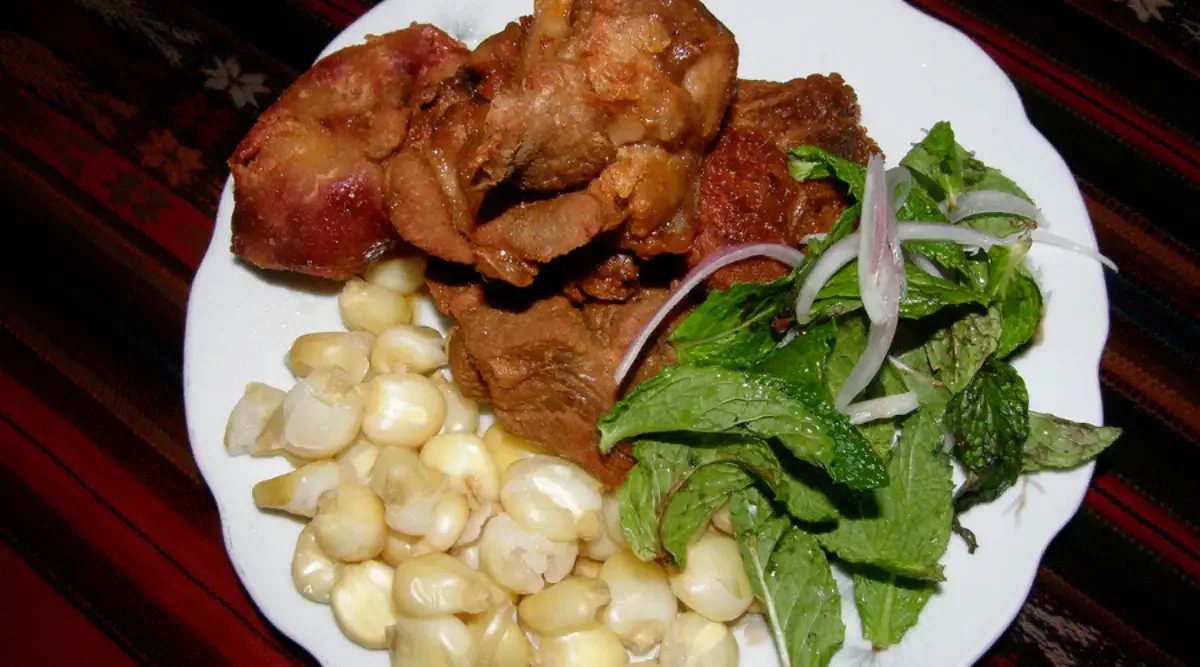 Chicharrón con Mote
