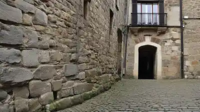 Top 5 de las Ciudades Más Pobladas de Cantabria: Descubre los Centros Urbanos de la Región