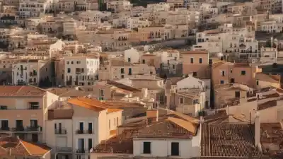 Top 10 de las Ciudades Más Pobladas del Mediterráneo: Un Viaje por las Megaurbes del Mare Nostrum