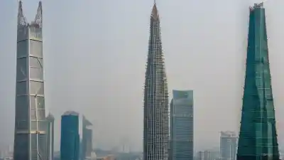 Top 5 de los Rascacielos Más Altos de Vietnam: Gigantes que Tocan el Cielo