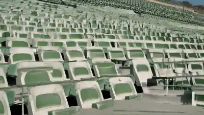 Top 5 de los Estadios Más Grandes de Andalucía: Colosos del Fútbol