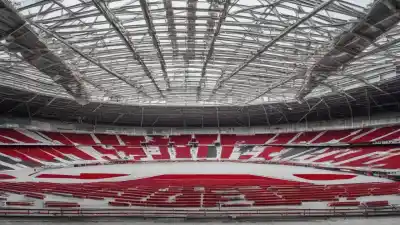 Top 5 de los Estadios Más Grandes de Polonia: Colosos del Fútbol y Más