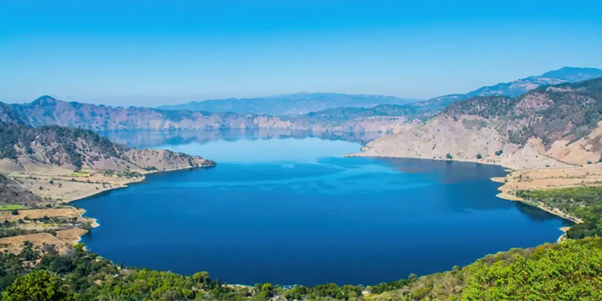 Laguna de Ayarza - Guatemala
