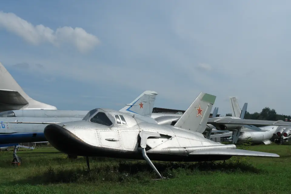 MiG-105 Mikoyan - Gurevich