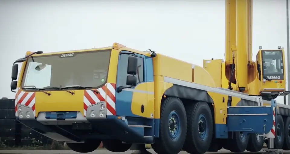 AC 306 - Demag Mobile Cranes