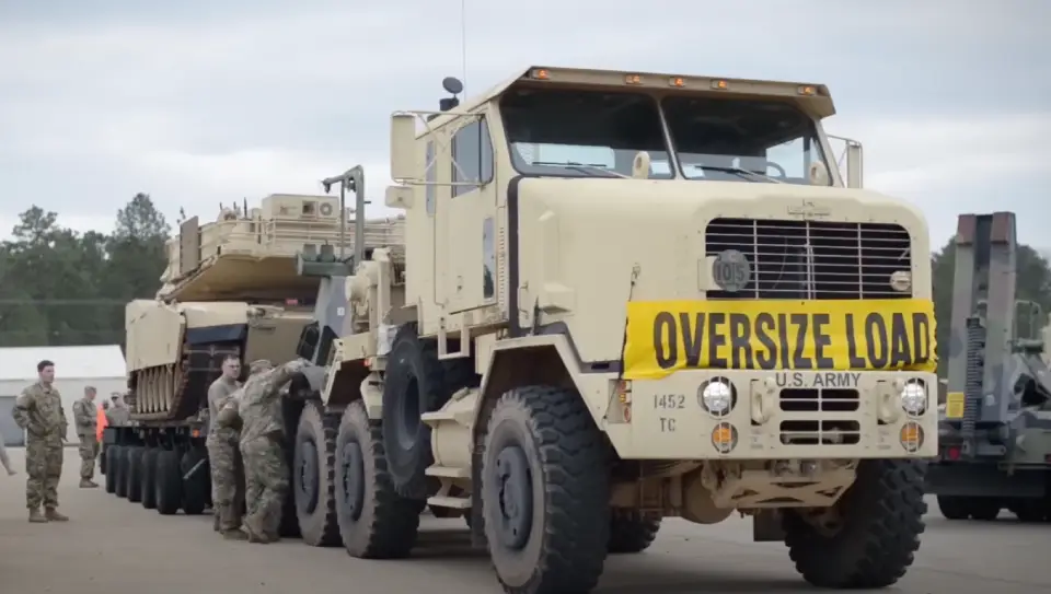 Oshkosh M1070