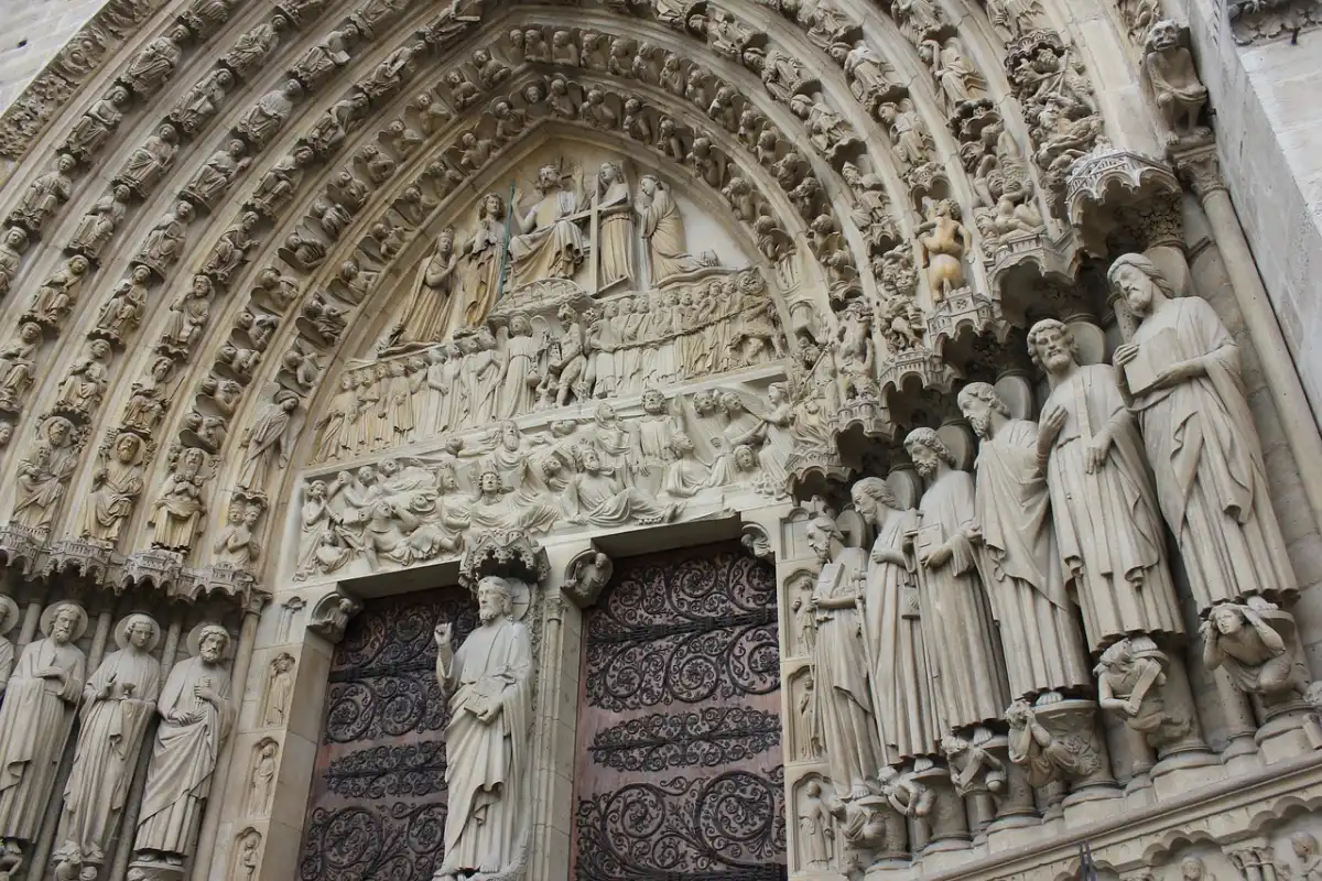 Esculturas Catedral Notre Dame