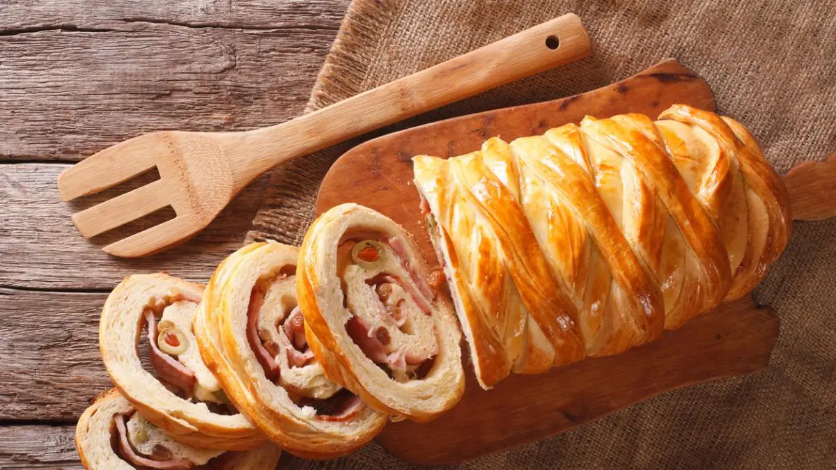 Pan de Jamón venezolano